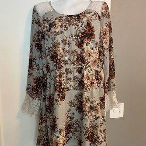 Charlotte Russe floral long sleeve dress XL